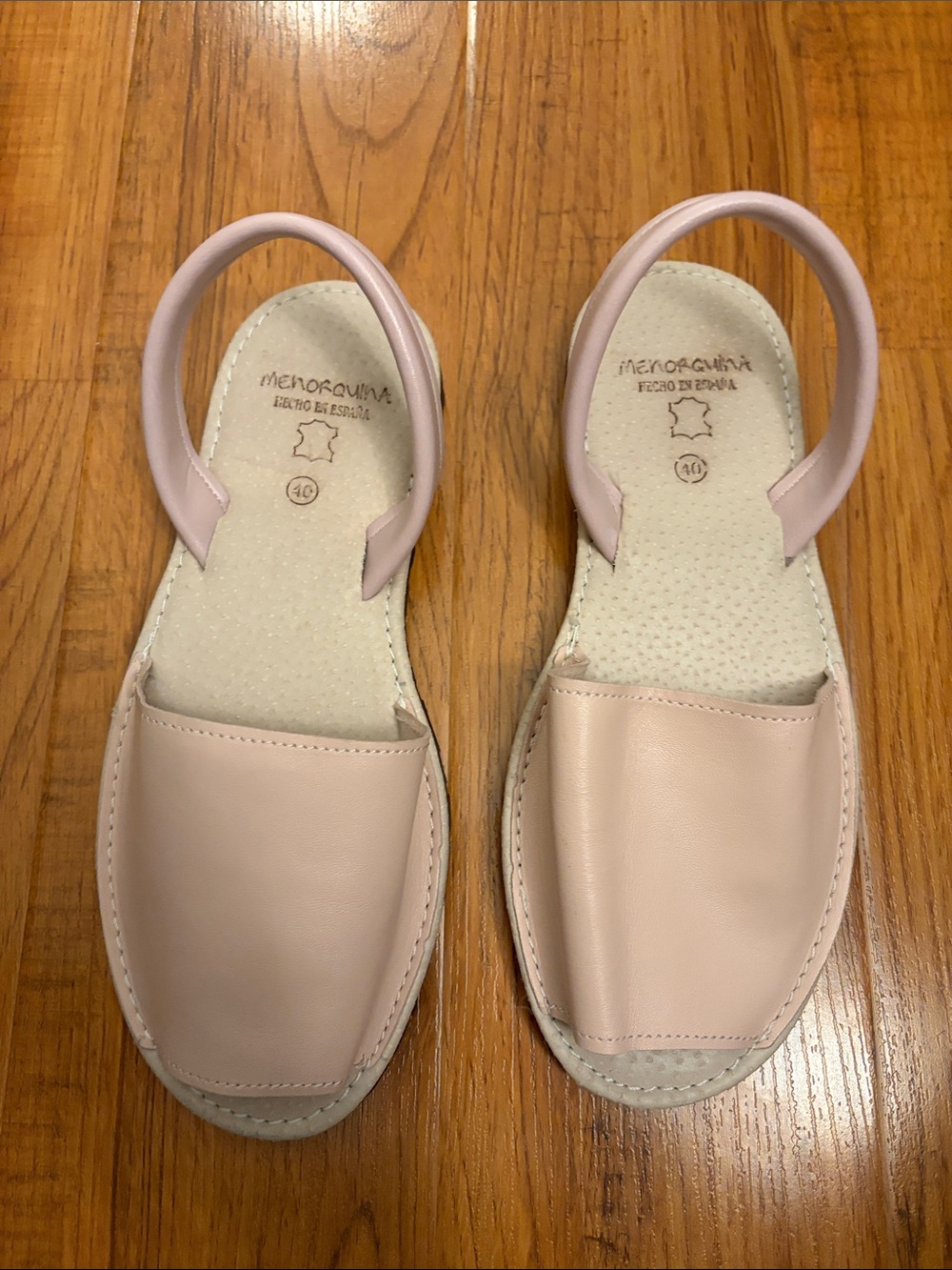 Nwot Menorquina Women’s Pink Leather Slingback Sandals, size EU 40 / US 8.5